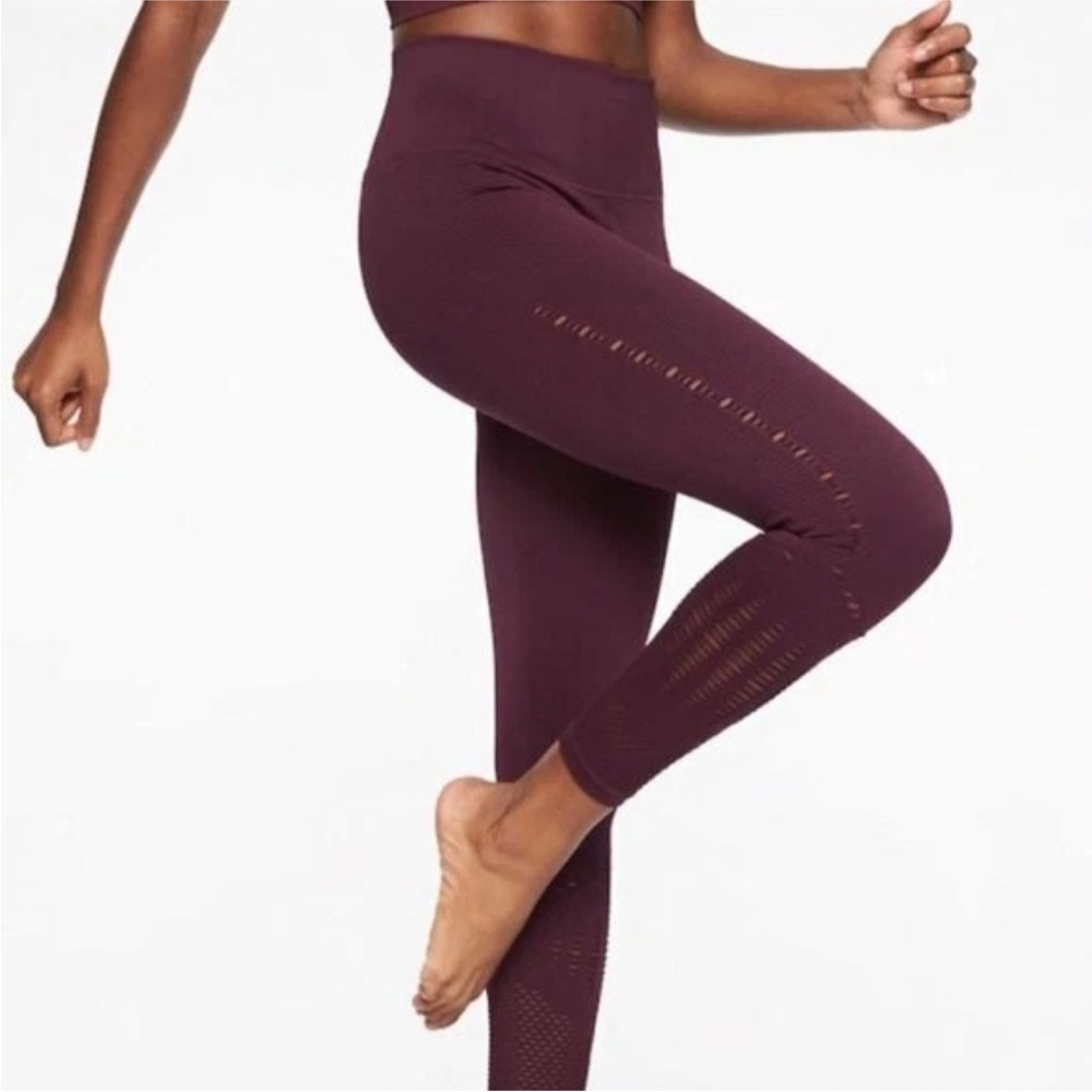 Athleta Leggings Size XS Halasana Seamless 7/8 Tights Aubergine Burgundy Hi-Rise